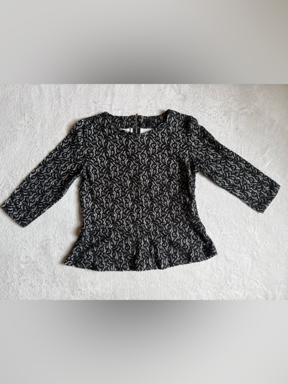 J. Crew Black Label Size Medium B&W Lace Overlay 3/4 Sleeve Peplum Women's Top